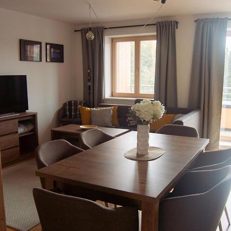 Lucni Apartman Rozmarina Apartment Cerny Dul Bagian luar foto